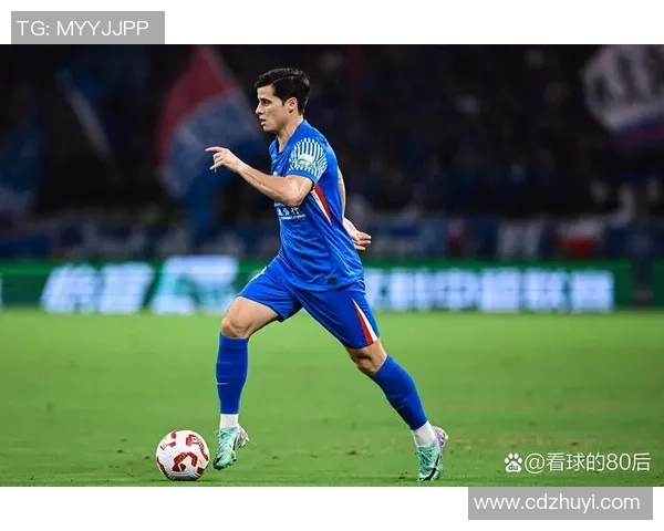 足球明星们的飞镖爱好揭秘：运动场上的另一种激情与挑战