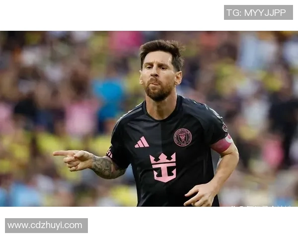 足球明星的绝活揭秘：他们如何在赛场上创造奇迹与精彩瞬间